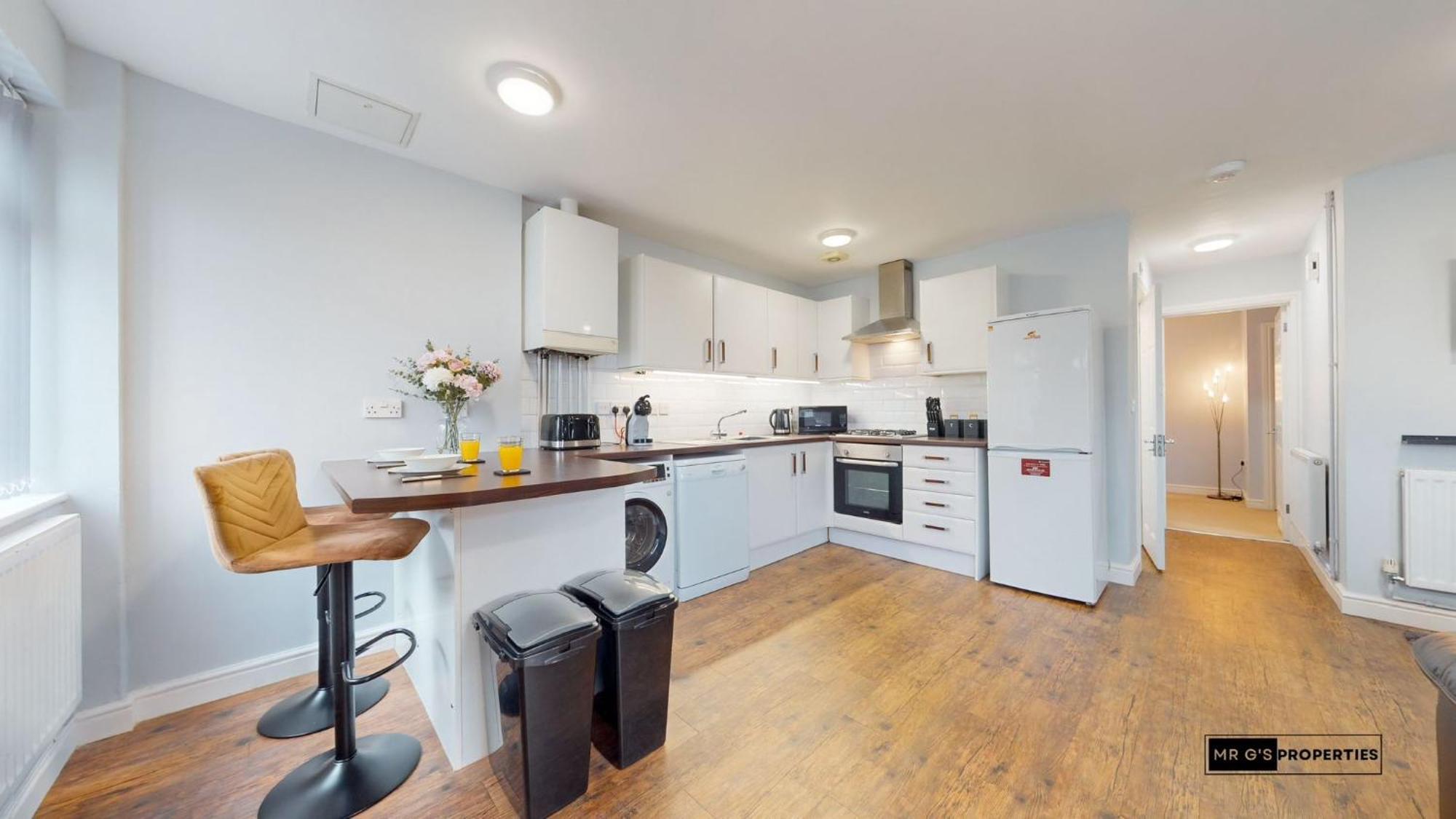 Cardiff City Centre With Free Parking Екстериор снимка